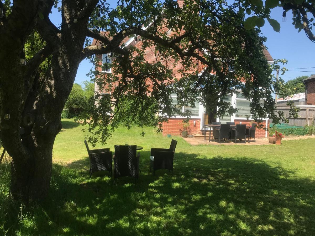 Redbrook Farm Bnb - Gateway To The New Forest Fordingbridge Exterior foto